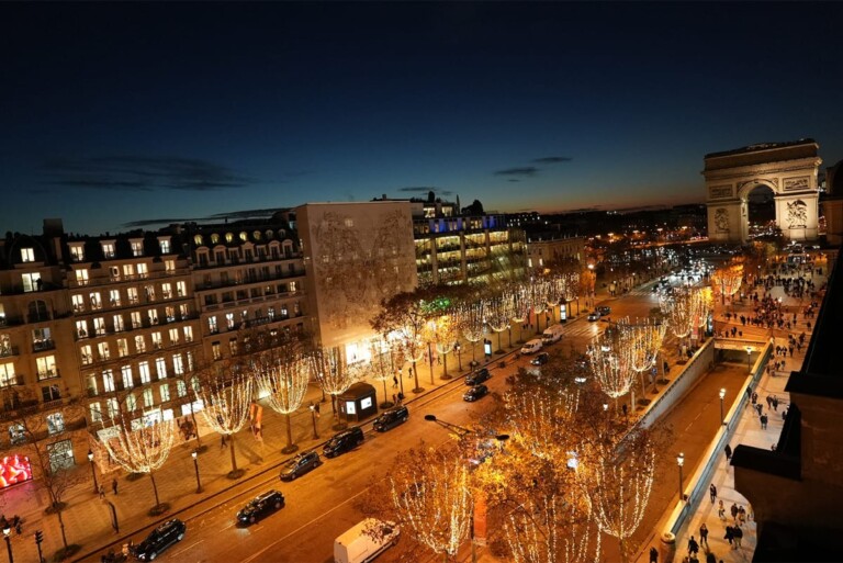 Champs dElyssees Paris